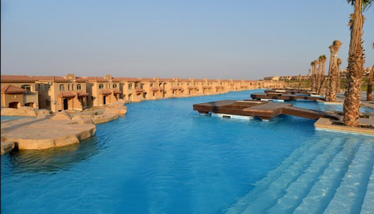 صناعية داخل قرية التلال السخنة