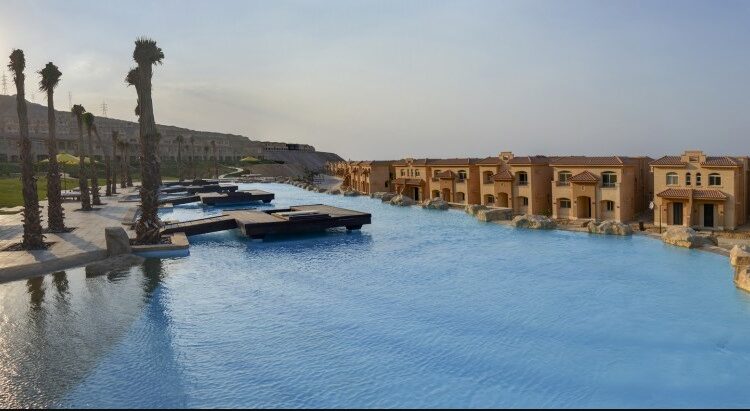 الطبيعة والهدوء داخل قرية التلال السخنة