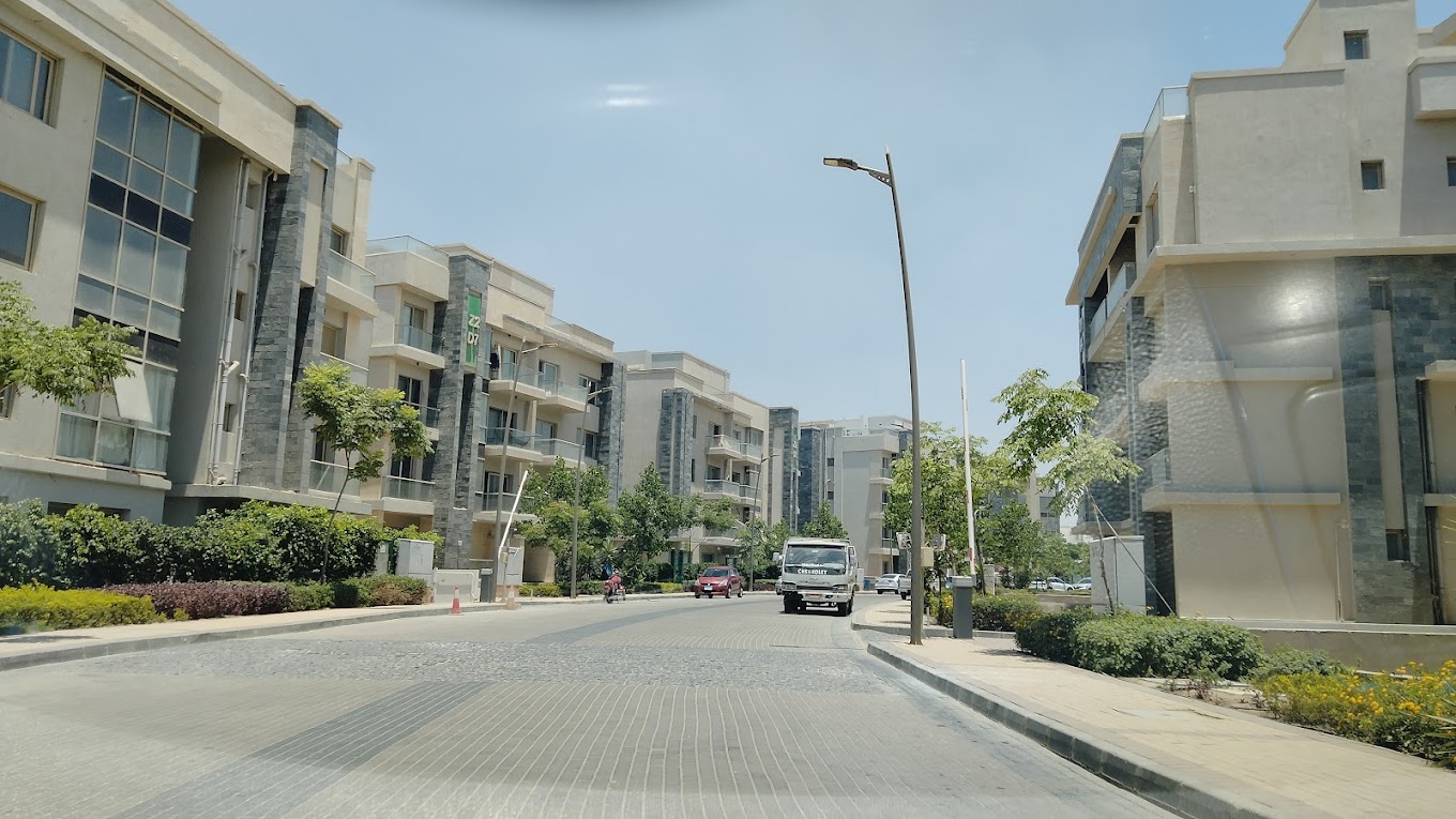 كمبوند جاليريا مون فالى ارابيا التجمع الخامس – Galleria Moon Valley New Cairo