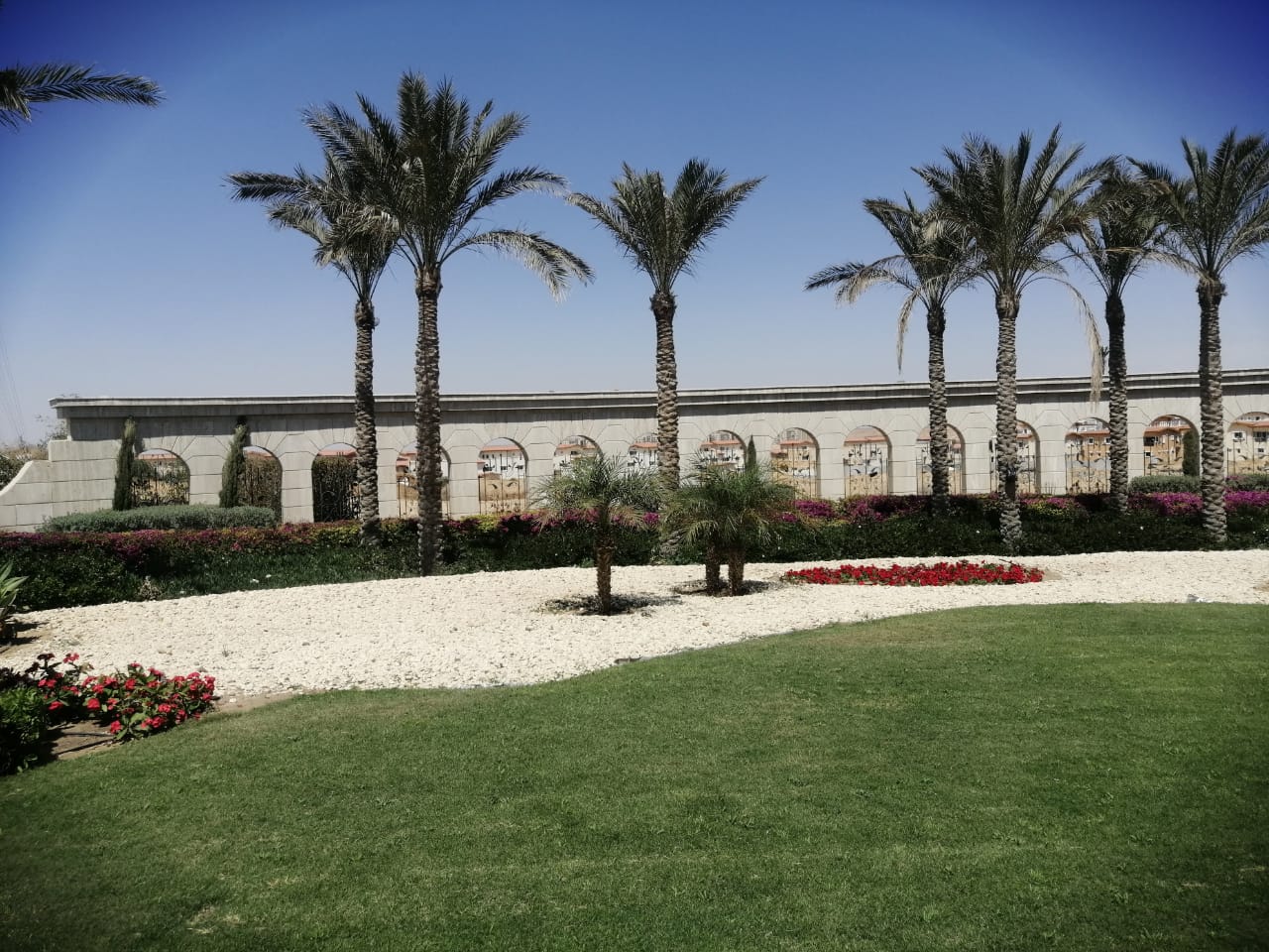 كومباوند هايد بارك التجمع الخامس – Hyde Park New Cairo Compound