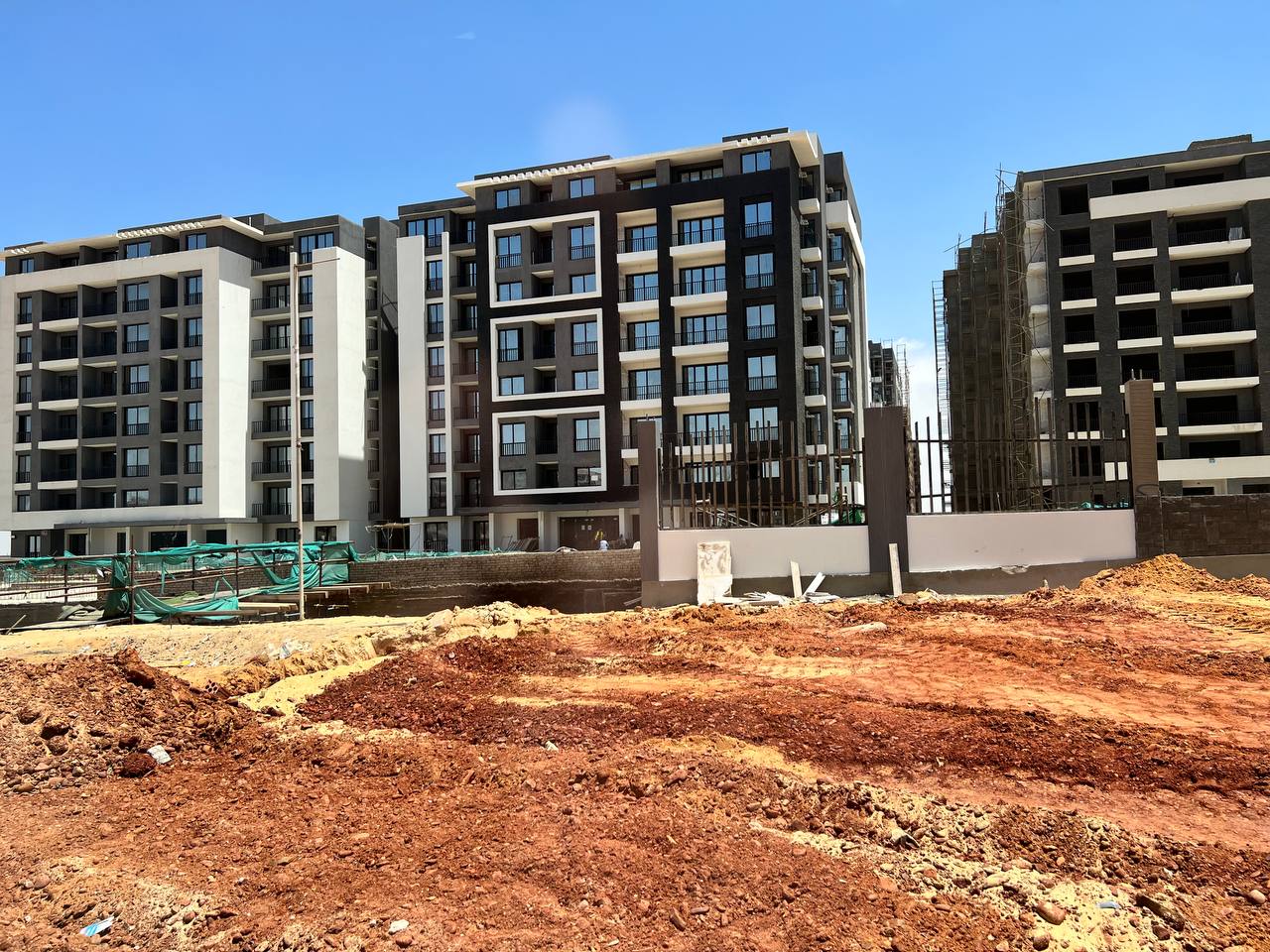 castle land mark compound New Capital