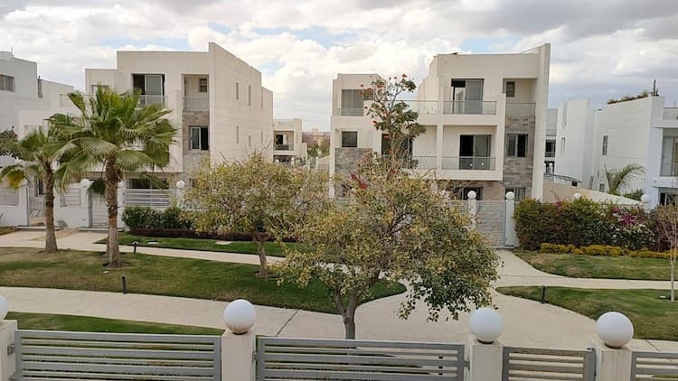 Lavande 6 October Compound Arco