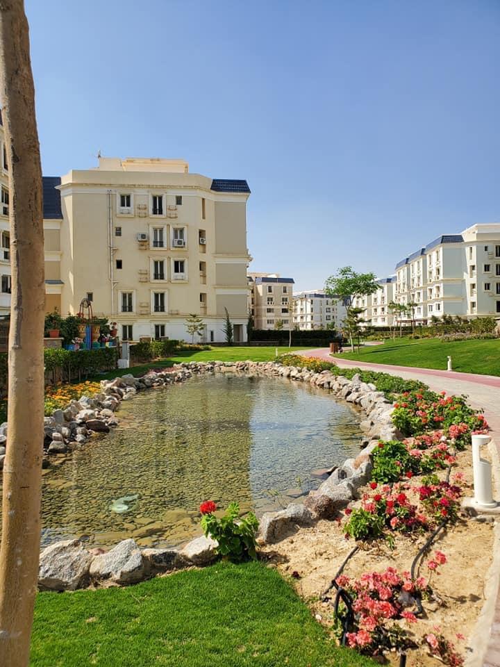 شقة لقطة للبيع 200م في Mountain View Hyde Park بسعر خيالي