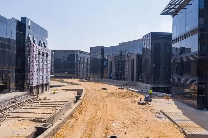 بمساحة 19 متر محلات للبيع في كايرو بيزنس بارك التجمع