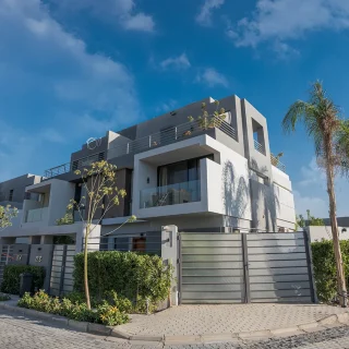 El patio el zahraa Sheikh Zayed