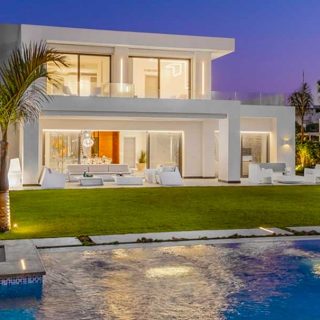 Hacienda White North Coast Palm Hills