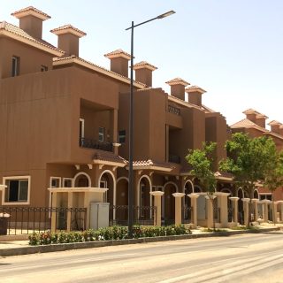 porto octobar Compound