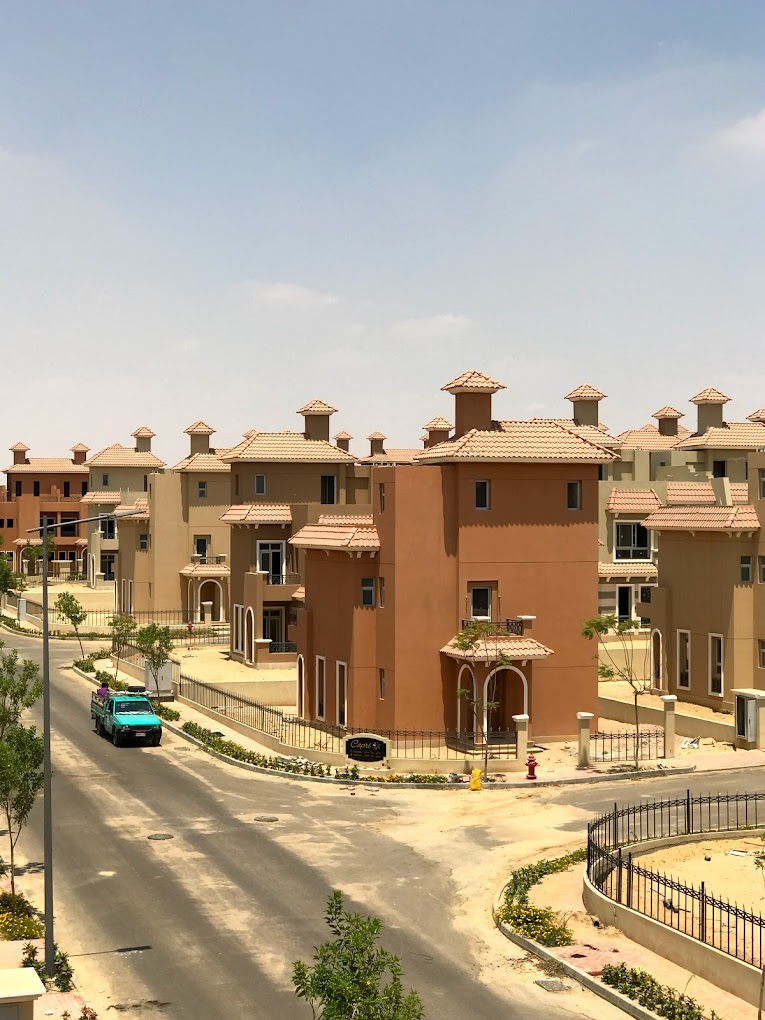 porto octobar Compound