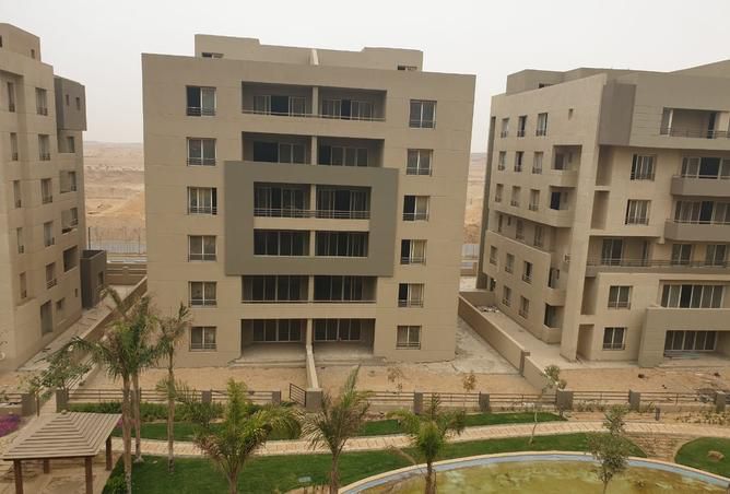 منازل مزدوجة للبيع في ذا سكوير التجمع 300 متر