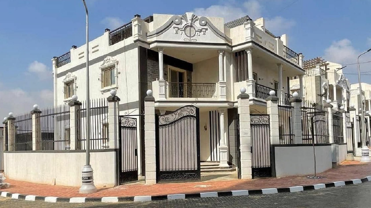 بنتهاوس للبيع في مشروع لوسيال 175 متر