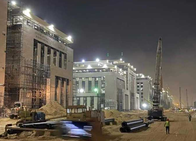 1 غرفة عيادات للبيع في سكستي بيزنس بارك