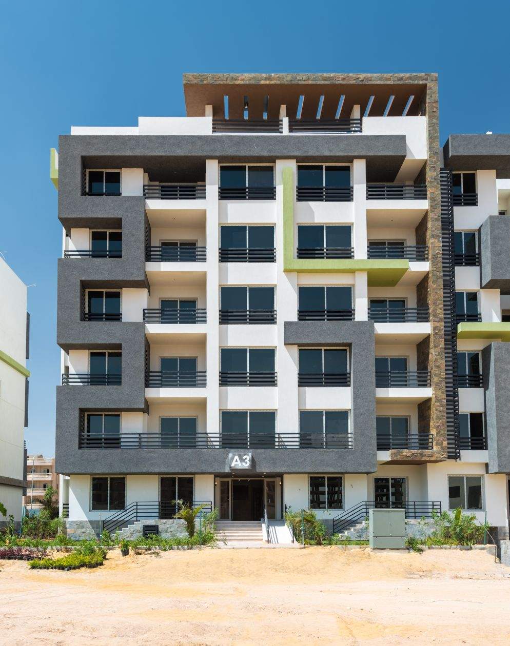 Apartments for sale in Kenz Compound 147m