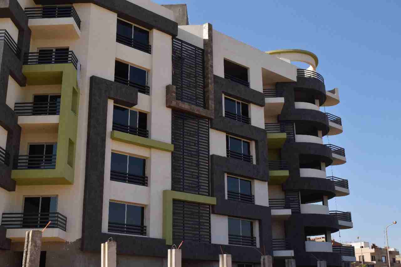 Apartments for sale in Kenz Compound 147m