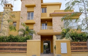 عرض متميز دوبلكس 260 متر للبيع في jedar compound 6 october بموقع مميز