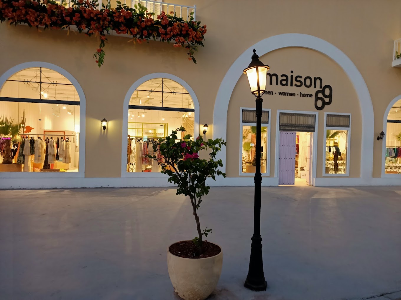 ليك يارد الساحل الشمالي بالم هيلز – Lake Yard North Coast