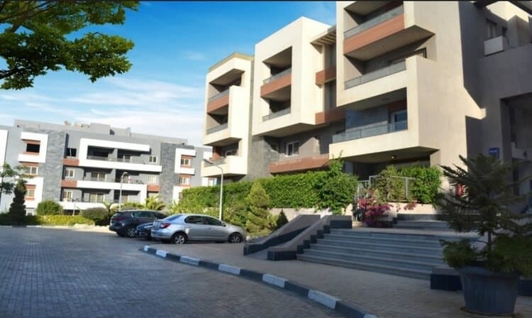 باقل من سعر السوق، شقة في استرا ريزيدنس 180م تشطيب كامل