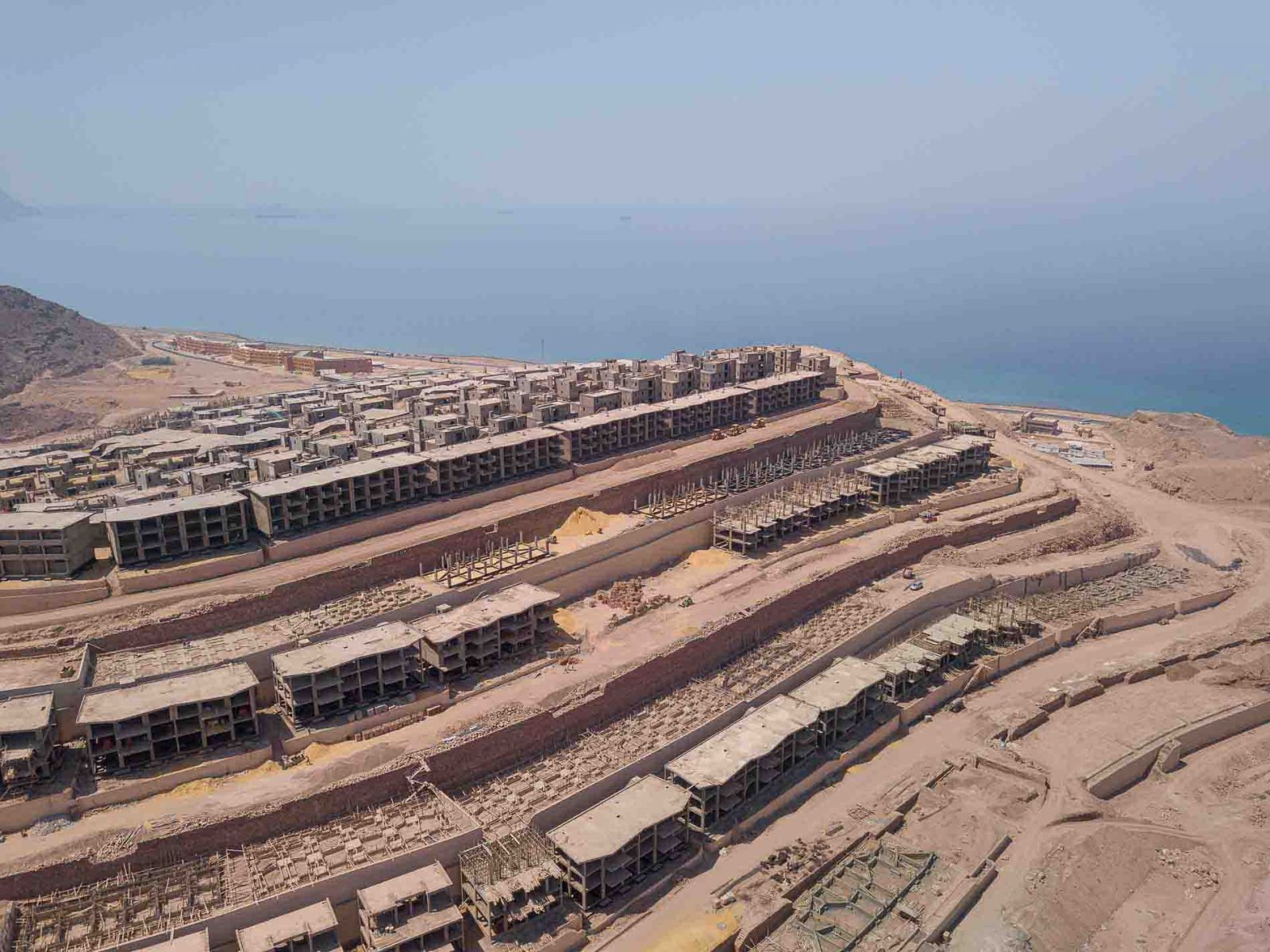 وحدتك بمساحة 50 متر في قرية المونت جلالة العين السخنة