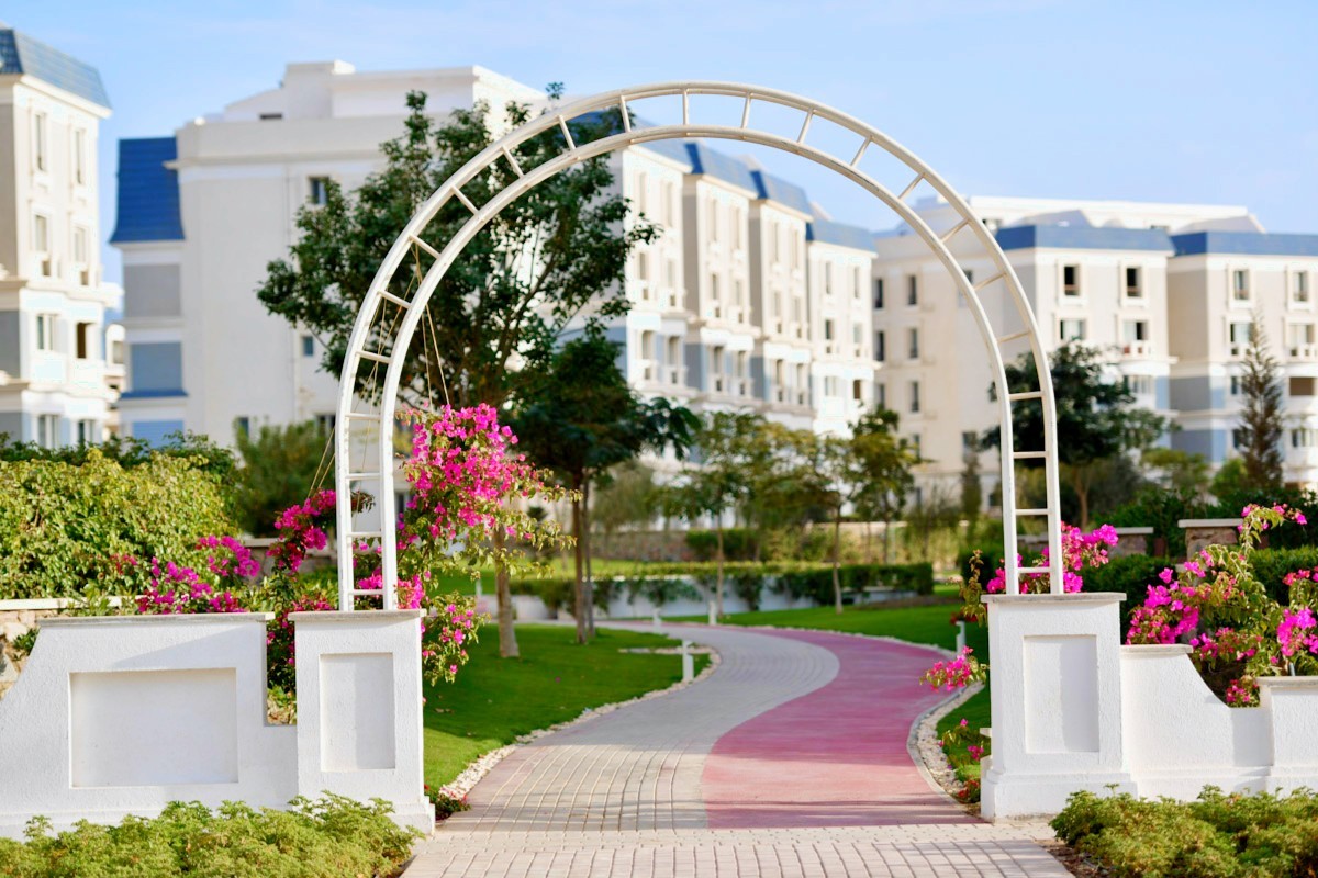 اميز توين هاوس للبيع بماونتن فيو هايد بارك بمساحة 474 متر