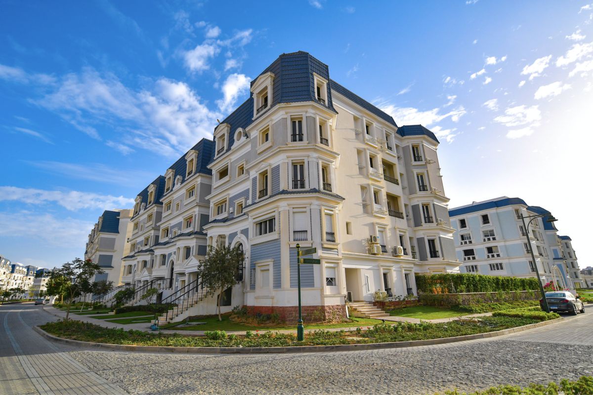 اميز توين هاوس للبيع بماونتن فيو هايد بارك بمساحة 474 متر