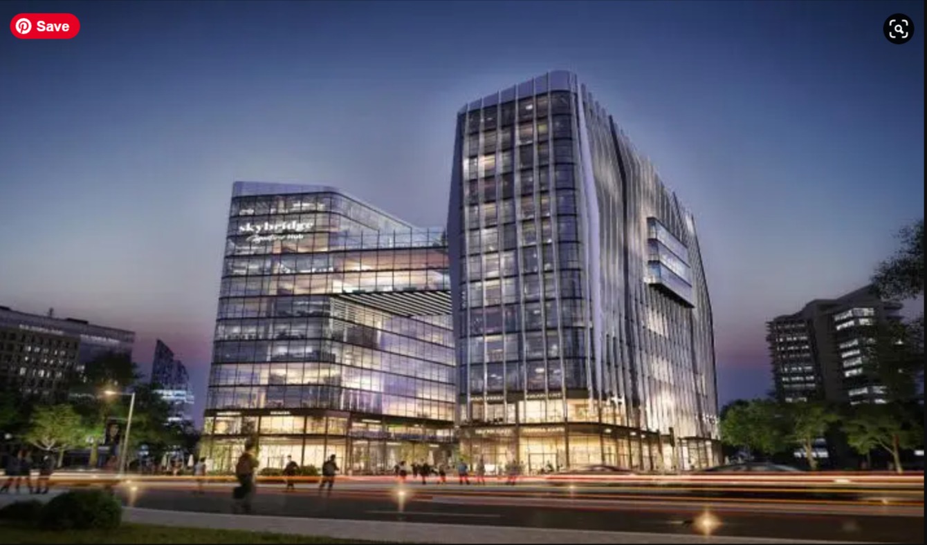 بسعر مغري محل 67م في مول Sky Bridge New Capital