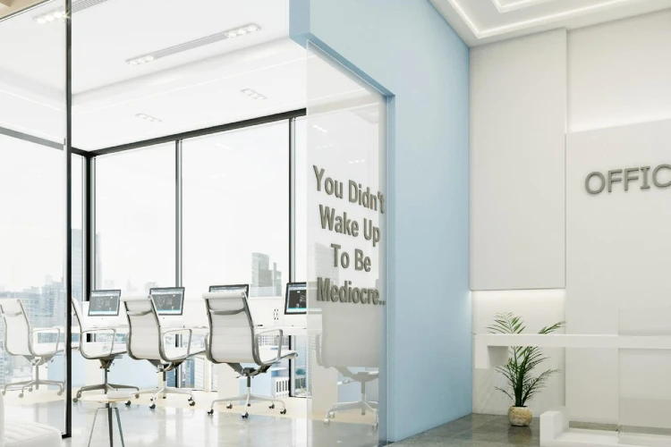 مكتب الأحلام في ابكس بيزنس كومبلكس وقسط على 4 سنوات