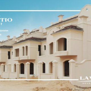 شقة لقطة للبيع 132م في مشروع الباتيو 5 ايست الشروق بسعر خيالي