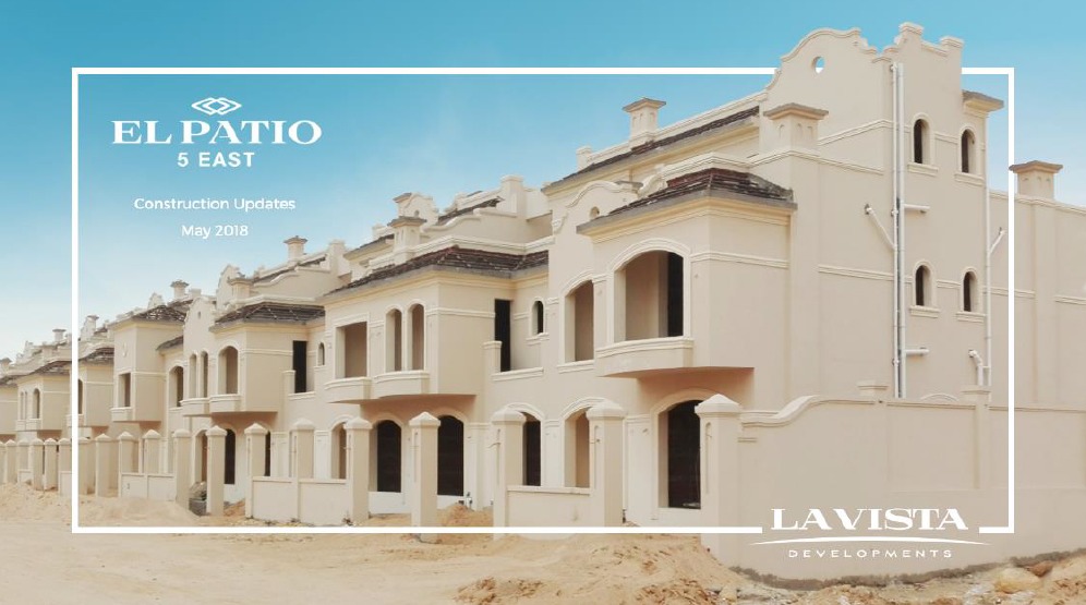 شقة لقطة للبيع 132م في مشروع الباتيو 5 ايست الشروق بسعر خيالي