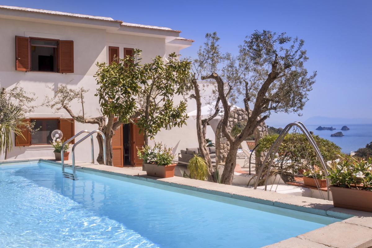 سارع بالحجز في منتجع سولاري وحدات تبدأ مساحاتها من 150 متراً