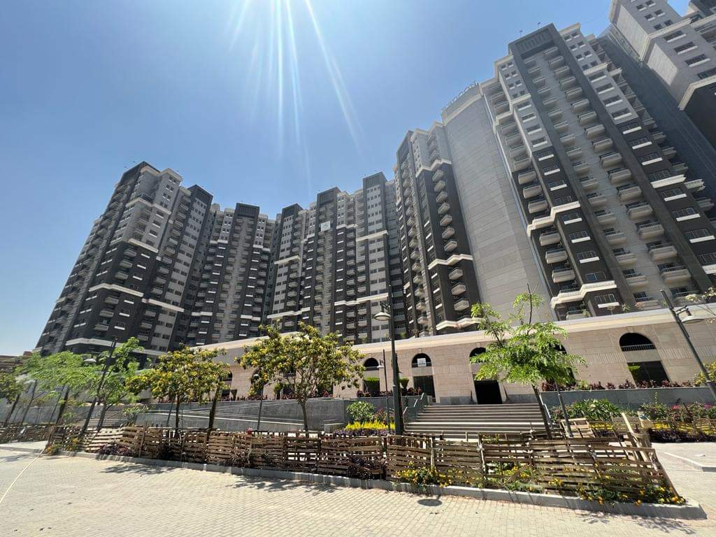 اشتري محل بمساحة 130 متر في ماسبيرو بيزنس تاور