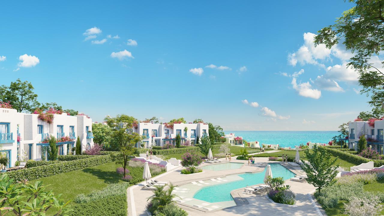 لمحبى الرقي شاليه للبيع في قرية سكالا الساحل الشمالي بمساحة 155 متر