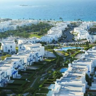 لمحبى الرقي شاليه للبيع في قرية سكالا الساحل الشمالي بمساحة 155 متر