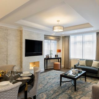 لمحبى الرقي تاون هاوس للبيع في ذا ريزيدنس هايد بارك التجمع الخامس بمساحة 280 متر