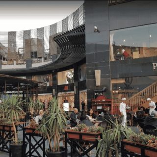 محل بمساحة 68 متر للحجز في مشروع ان تاون التجمع الخامس