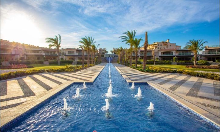 عرض متميز شاليه 155 متر للبيع في منتجع لافيستا 7 بموقع مميز