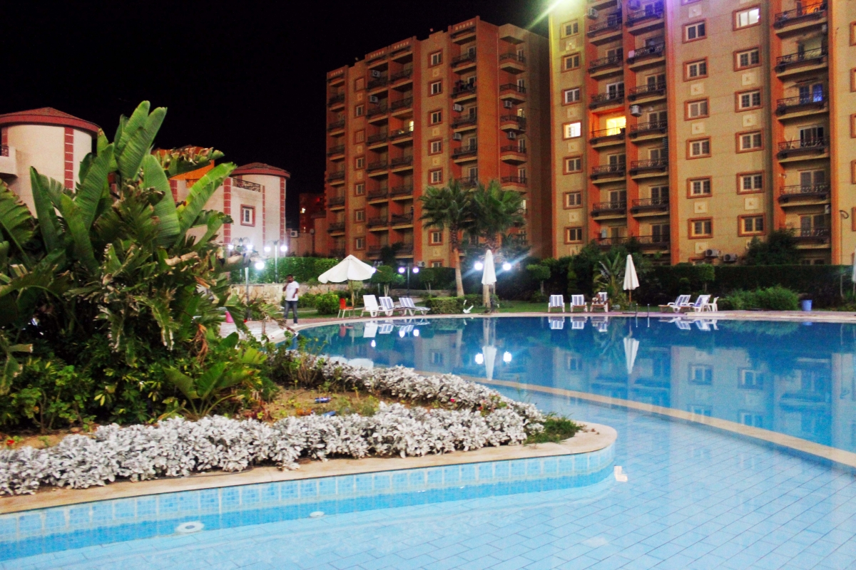 امتلك شاليه في قرية مرسيليا لاند الساحل الشمالي بمساحة 100 متر