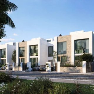 فلل للبيع في كمبوند مون هيلز 300 متر