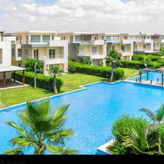 Buy a twinhouse with an area of 305 meters in Sedra North Coast