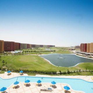 تحت سعر السوق شاليه 100م للبيع في سيا جولف باي مارينا الساحل