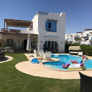 للبيع بالتقسيط شاليه 117 متر في بيانكى الساحل