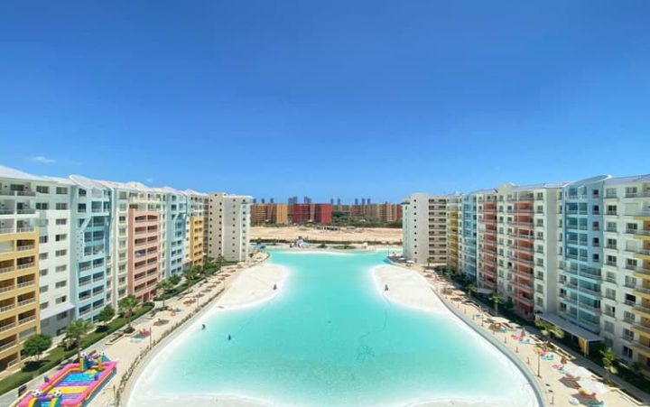 تحت سعر السوق شاليه 100م للبيع في سيا جولف باي مارينا الساحل