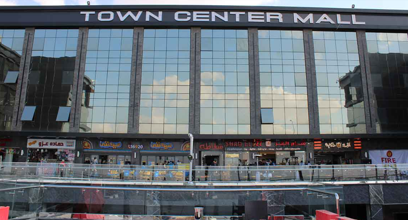 محل للبيع 65م في تاون سنتر الشروق بتسهيلات فى السداد