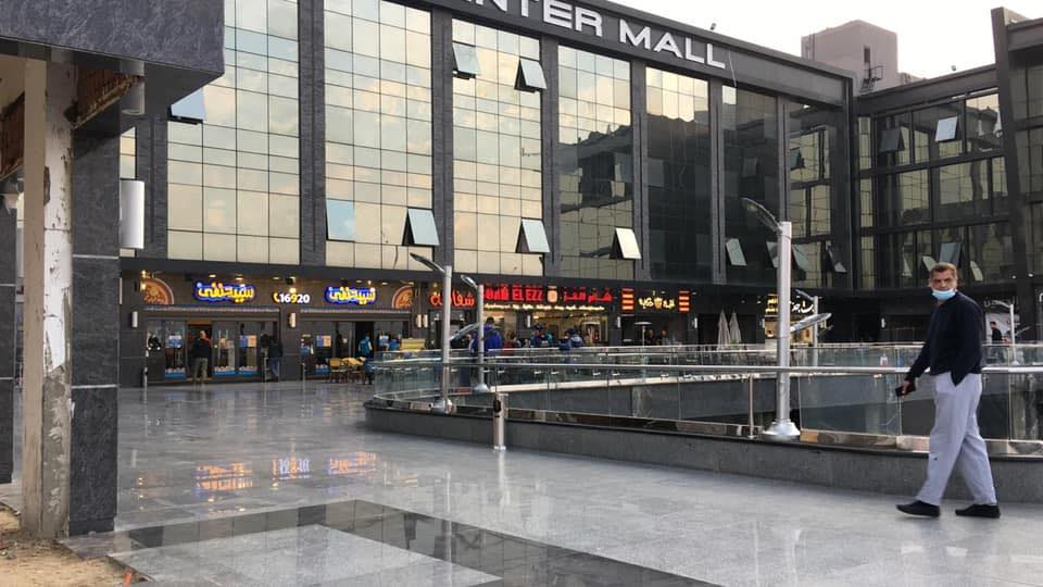 محل للبيع 65م في تاون سنتر الشروق بتسهيلات فى السداد