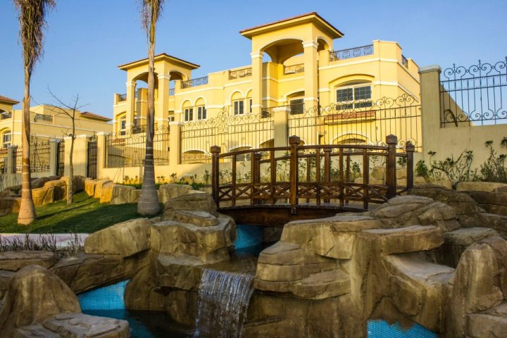 بسعر مغري احجز توين هاوس الان في كمبوند فاونتن بارك