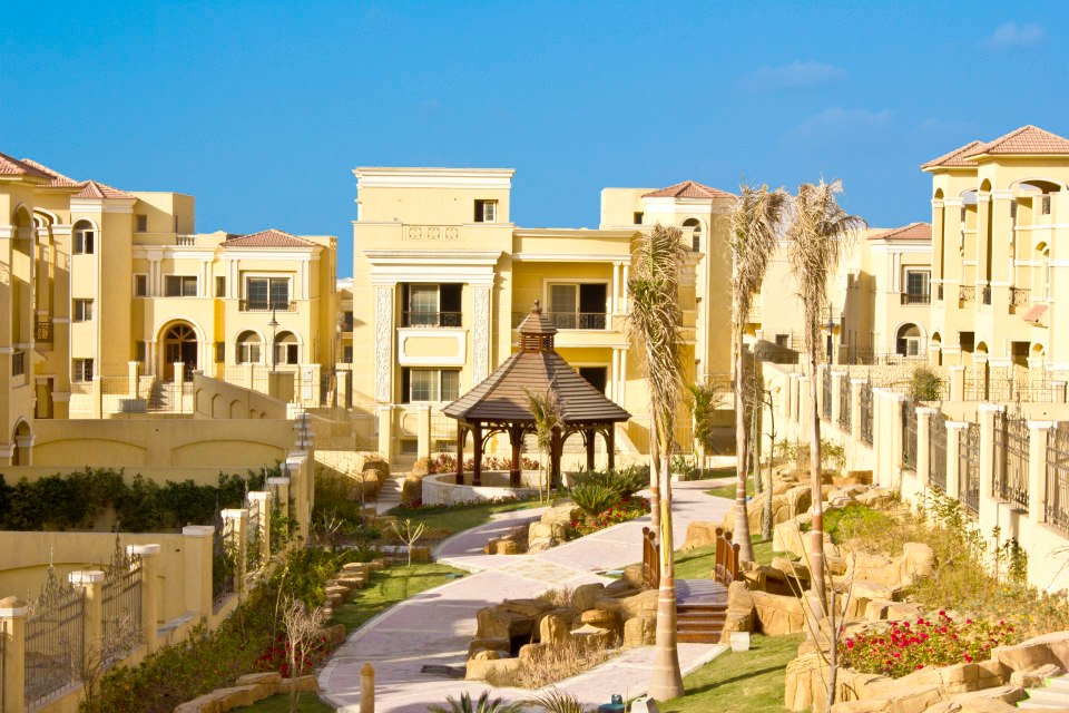 انتهز فرصة السكن الراقي واحجز فيلا في كمبوند فاونتن بارك التجمع الخامس