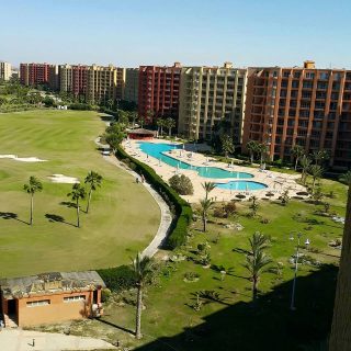 بسعر مغري شقة 220م بقرية بورتو مارينا جولف فيو رائع