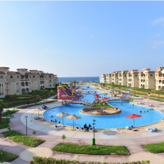 امتلك فيلا بالموقع الاكثر تميزا في قرية لاسيرينا