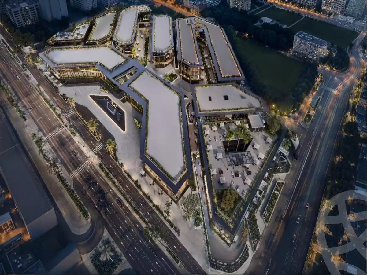 عيادة 120م في أكتوبر في مول راي ويست