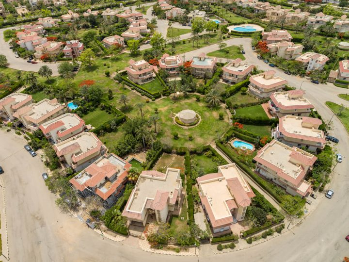 عرض خاص على المتشطب في كمبوند ماي فير مدينة الشروق