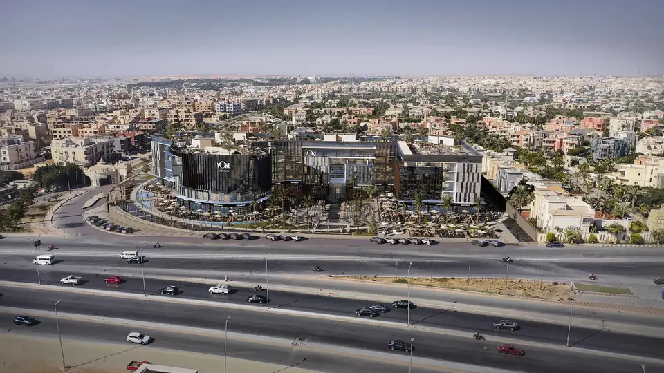 مكتب للبيع في مول فوك 100 متراً