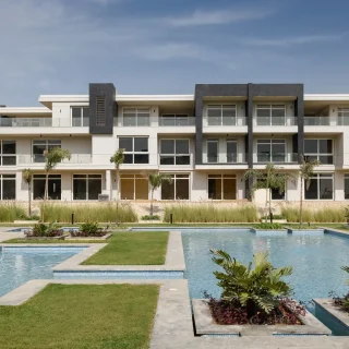 بأسعار مميزة شقق كمبوند ويست هيلز للبيع تشطيب كامل